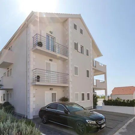 Hvar De Luxe 1 Homestay