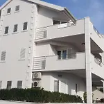 Hvar De Luxe 1 홈스테이 *